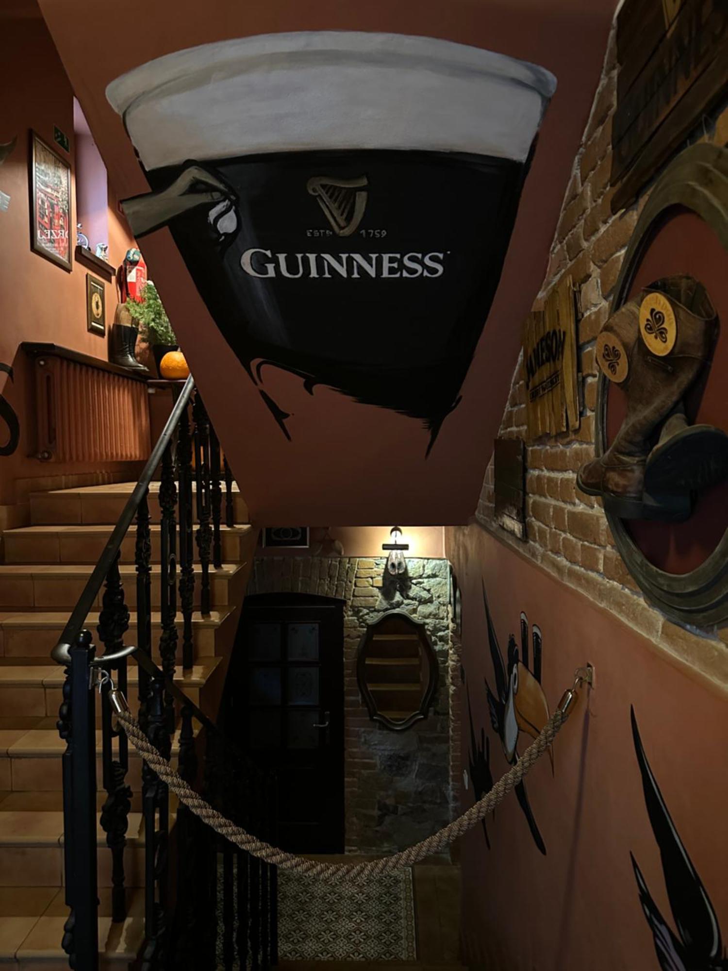 Shoemaker Irish Pub & Accommodation Kielce Exterior foto